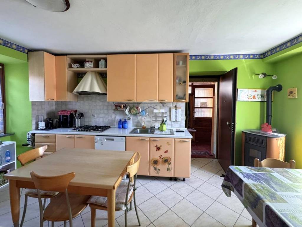 Casa indipendente a Miagliano in Via Edmondo De Amicis - Foto 2