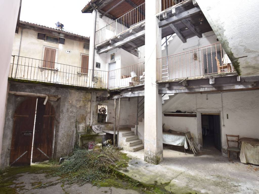 Casa indipendente a Cremeno in Via Dottor Carrobbio, 5 - Foto 3