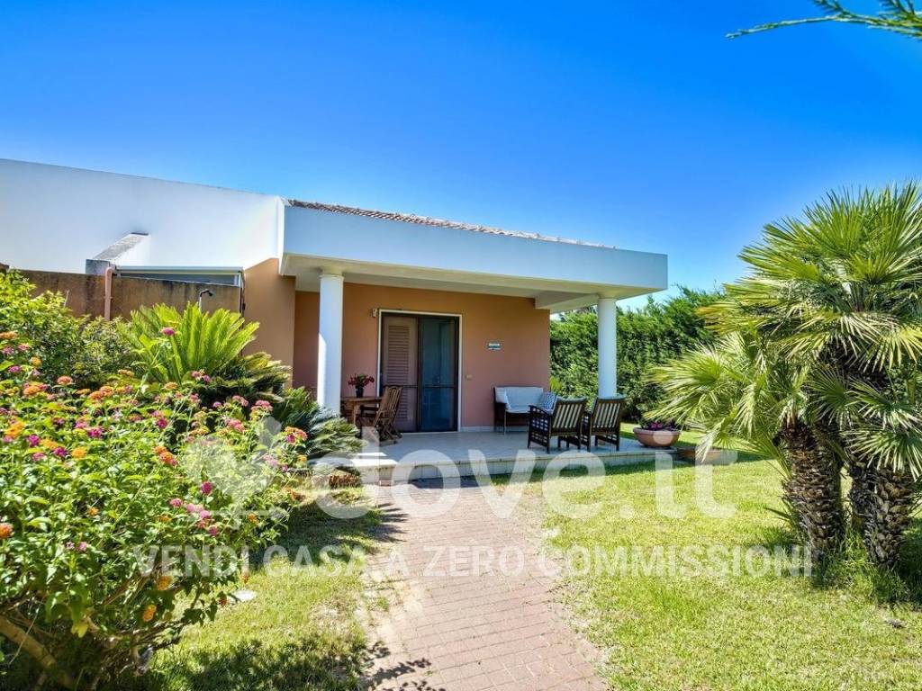 Villa a Brindisi in Via di Torre Testa - Foto 2