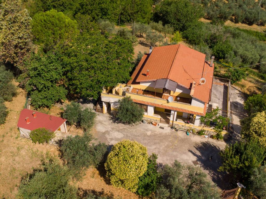 Villa a Toffia in Vocabolo Cesa - Foto 2
