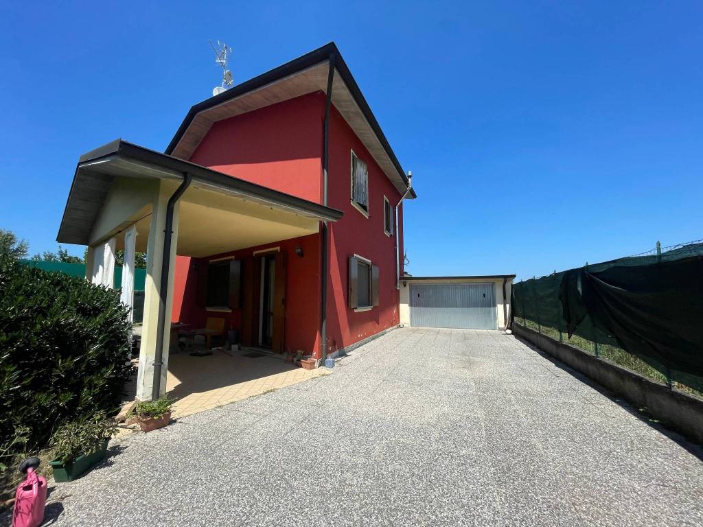 Villa a Turano lodigiano in Via Antonio Gramsci - Foto 2