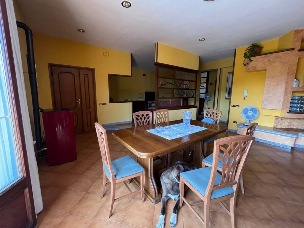 Appartamento a Ceccano in Via per Frosinone - Foto 3