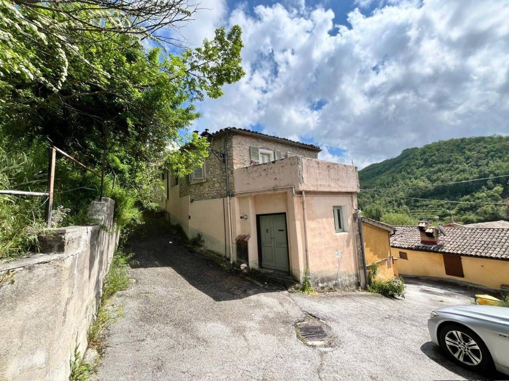 Casa indipendente a Matelica in braccano, 1 - Foto 2
