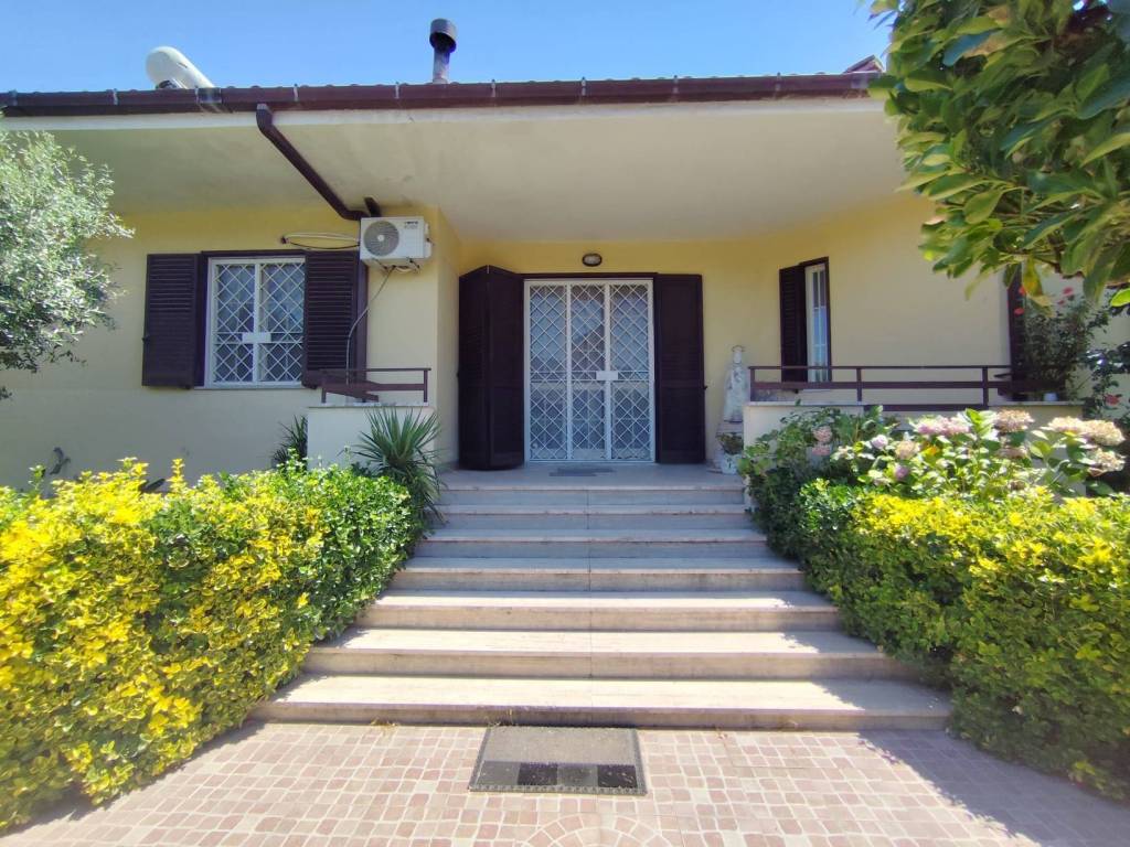 Villa a Marcianise in Via Ferrara, 7 - Foto 3