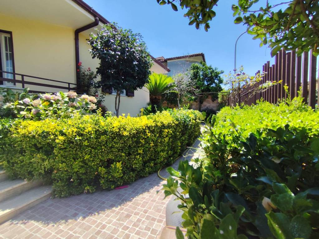 Villa a Marcianise in Via Ferrara, 7 - Foto 4