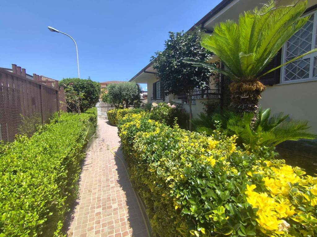 Villa a Marcianise in Via Ferrara, 7 - Foto 5