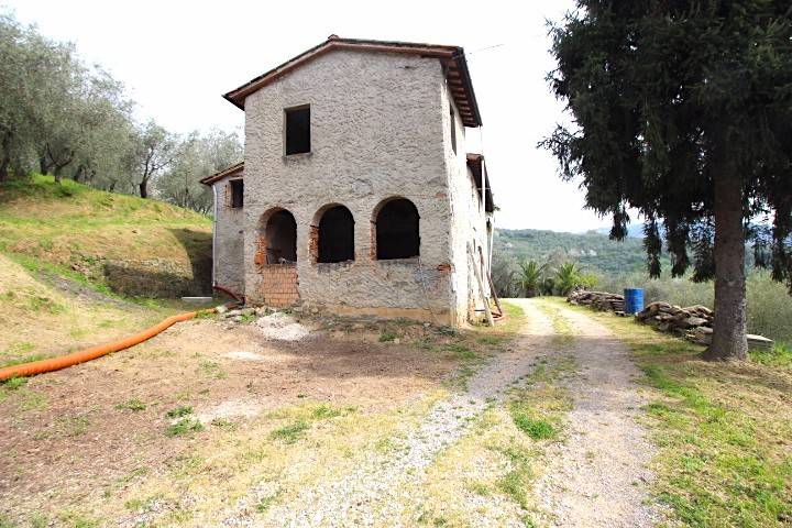 Rustico / casale a Pescia in Via Monte a Pescia Est - Foto 2