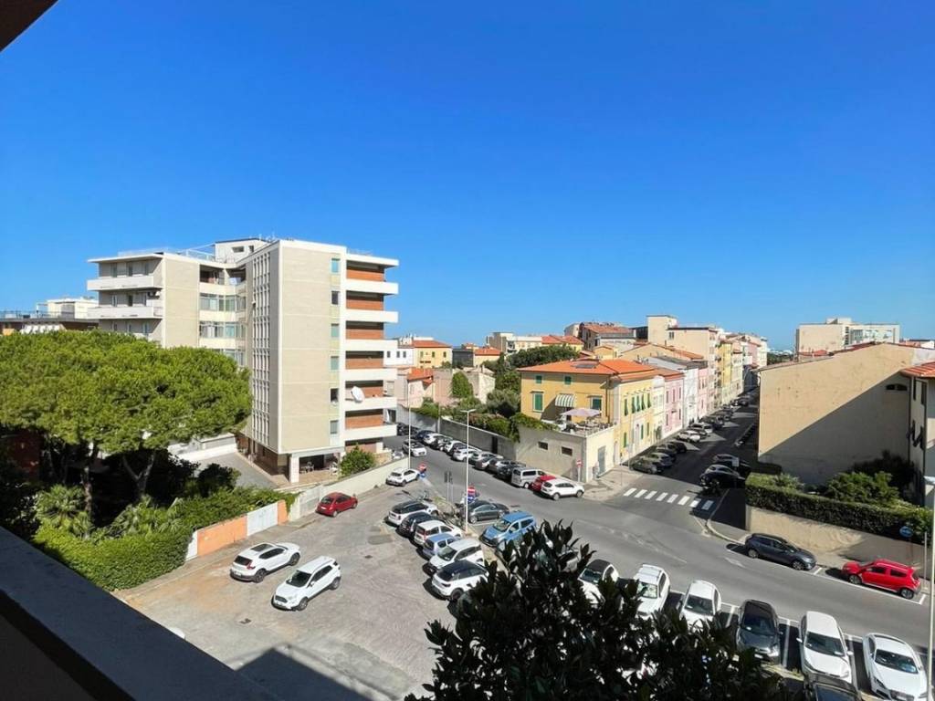 Appartamento a Livorno in Via del Forte dei Cavalleggeri - Foto 2