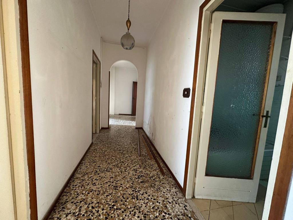 Appartamento a Vercelli in Via Francesco Petrarca, 35 - Foto 2