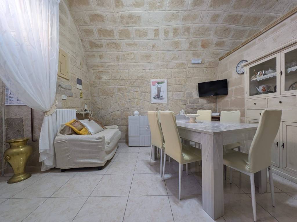 Appartamento a Trani in Via Pedaggio Santa Chiara - Foto 2