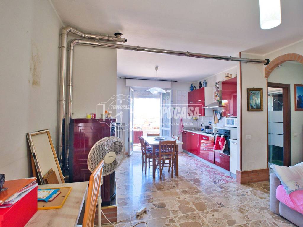 Appartamento a Cerano in Via Novara - Foto 4