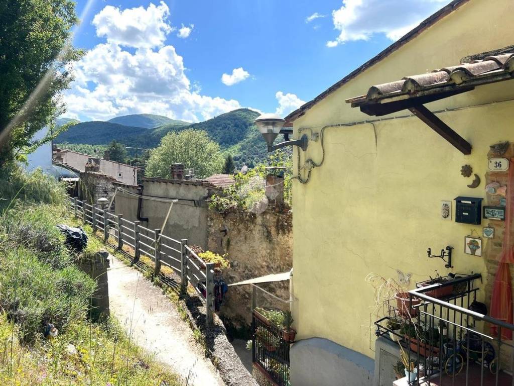 Appartamento a Terni in Via SANTO SPIRITO - Foto 5