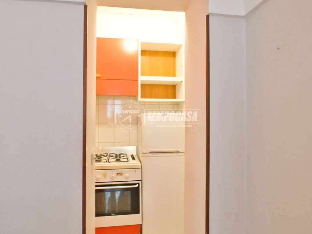 Appartamento a Vercelli in Via Achille Giovanni Cagna - Foto 5