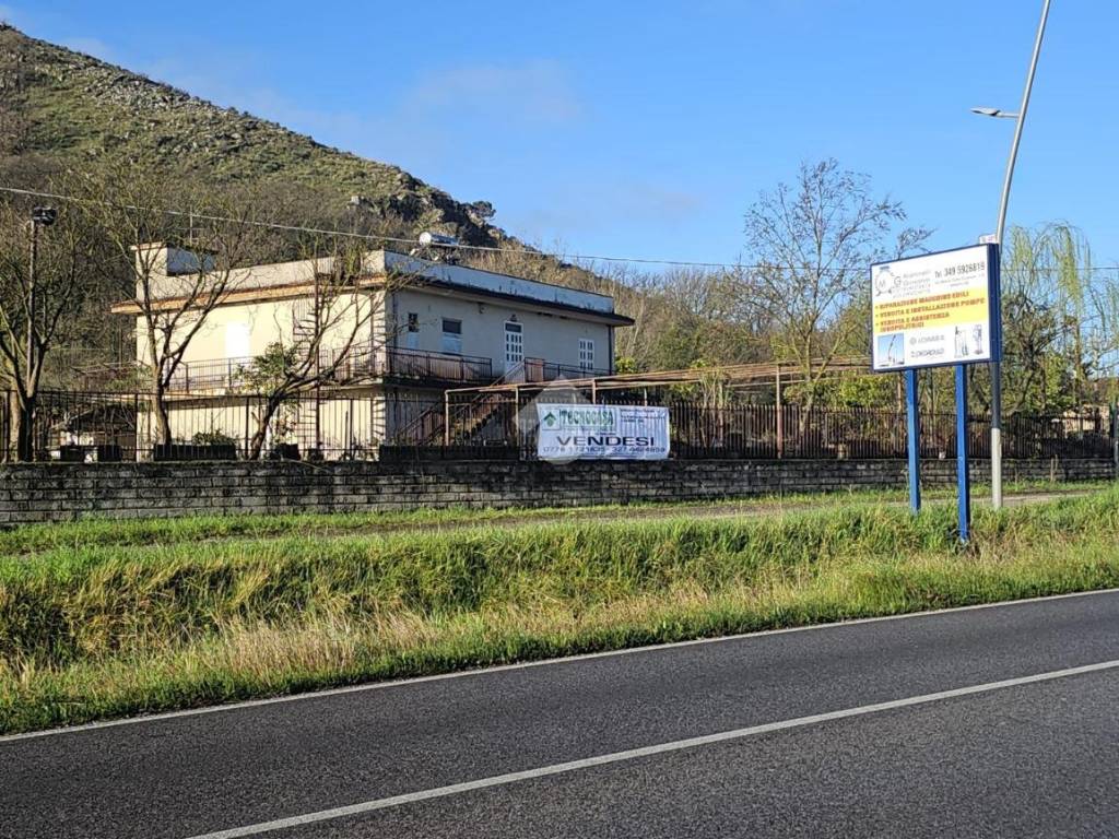 Immobile a San vittore del lazio in VIA CASILINA SUD KM 147 - Foto 2