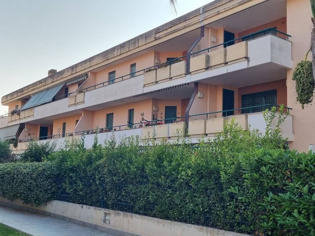 Appartamento a Sabaudia in Via Cesare Delpiano, 12 - Foto 2