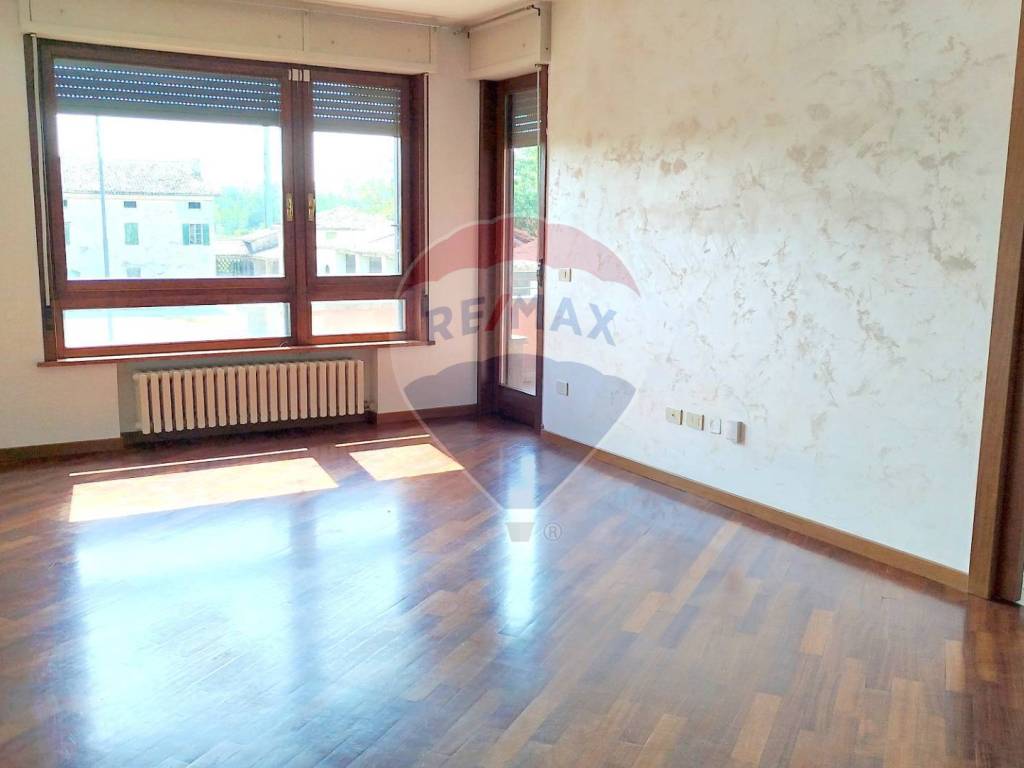 Appartamento a Parma in Strada Langhirano, 119 - Foto 2