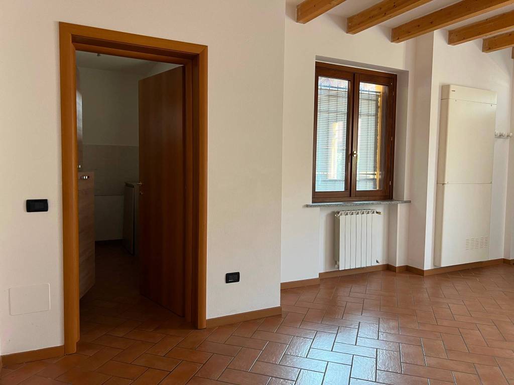 Appartamento a Gadesco-pieve delmona in Vicolo Chiuso - Foto 5