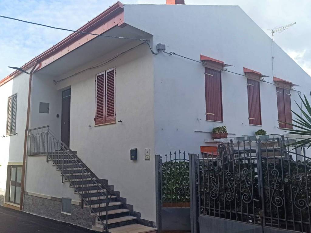 Appartamento a Montresta in Via Sardegna, 4 - Foto 2