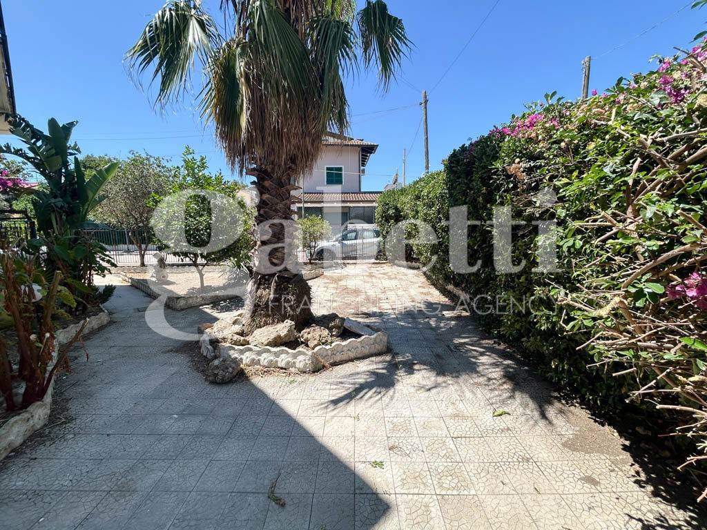 Appartamento a Castel volturno in Via Scarlatti , 40 - Foto 4