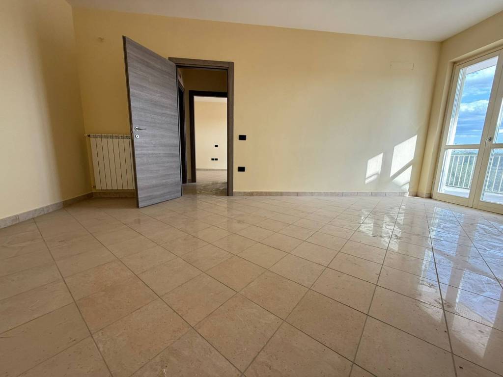 Appartamento a Caserta in Viale Lincoln ll tratto, 198 - Foto 4