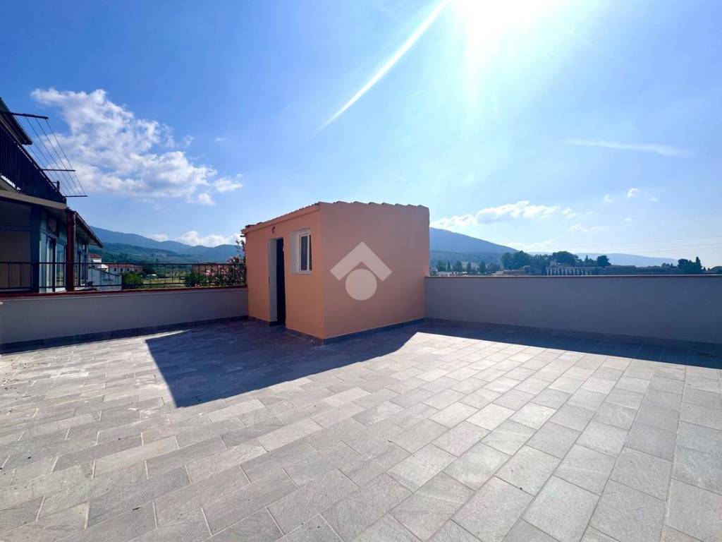 Casa indipendente a Montemurlo in Via Circonvallazione Sinistra, 47 - Foto 2