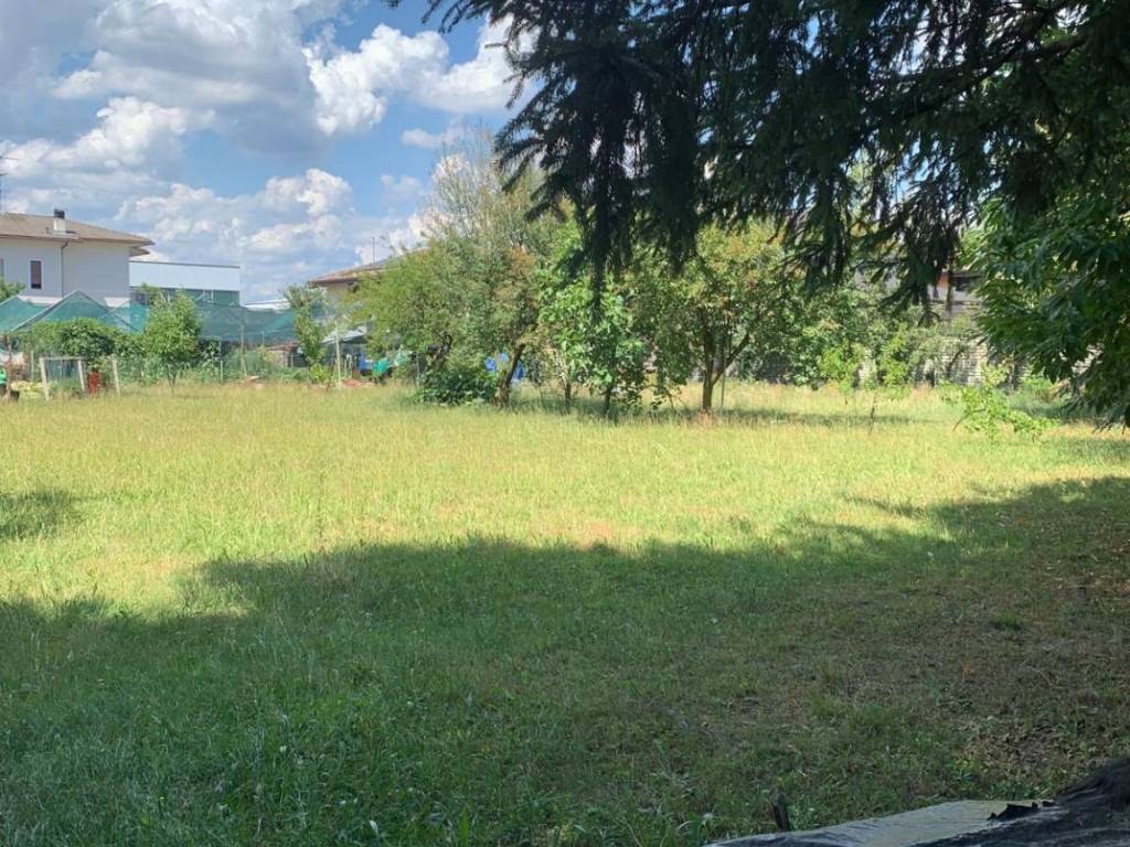 Terreno a Gorla maggiore in Via Roma, 11 - Foto 4