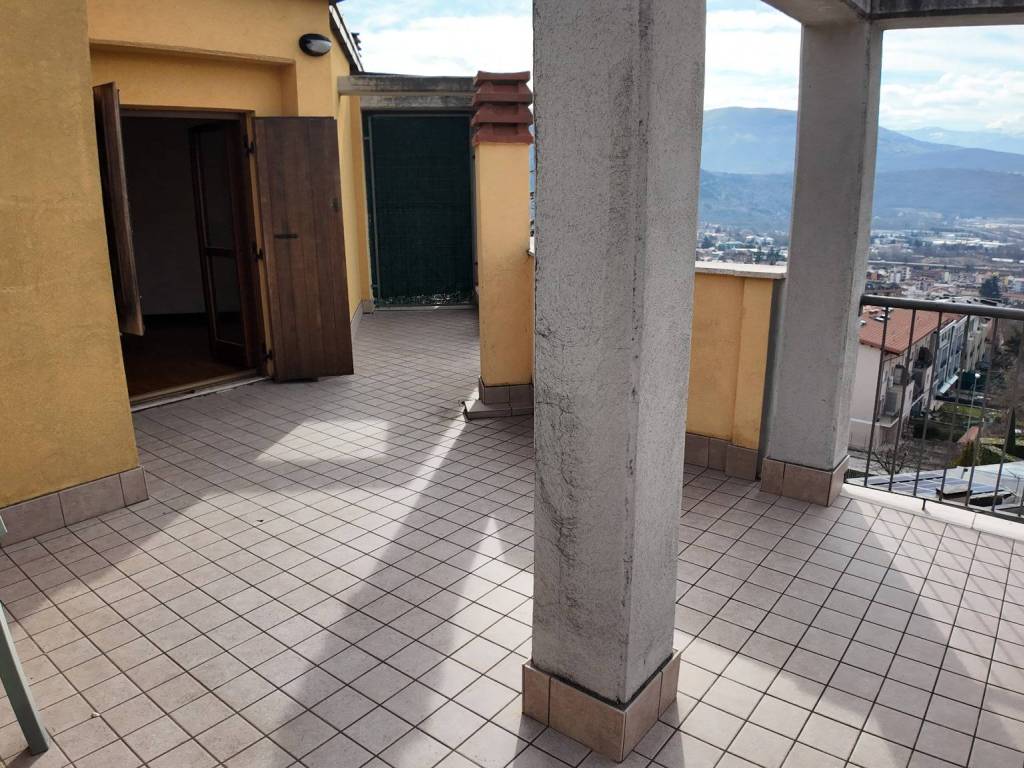 Attico / mansarda a L'aquila in Via Prifernum, 14 - Foto 5