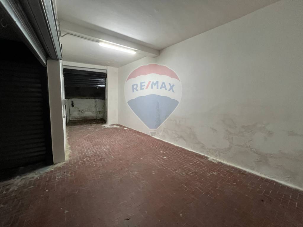 Box / garage a Napoli in Viale Privato Winspeare, 50 - Foto 3