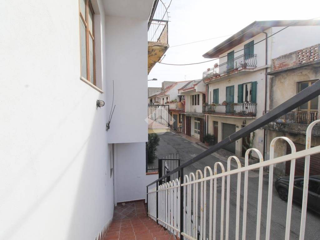Appartamento a Botricello in via papa giovanni XXIII, 1 - Foto 2
