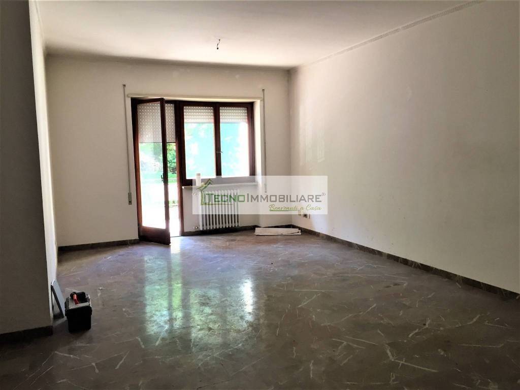 Appartamento a Frosinone in Via Alessandro Ciamarra - Foto 3