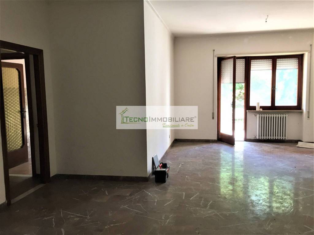 Appartamento a Frosinone in Via Alessandro Ciamarra - Foto 4