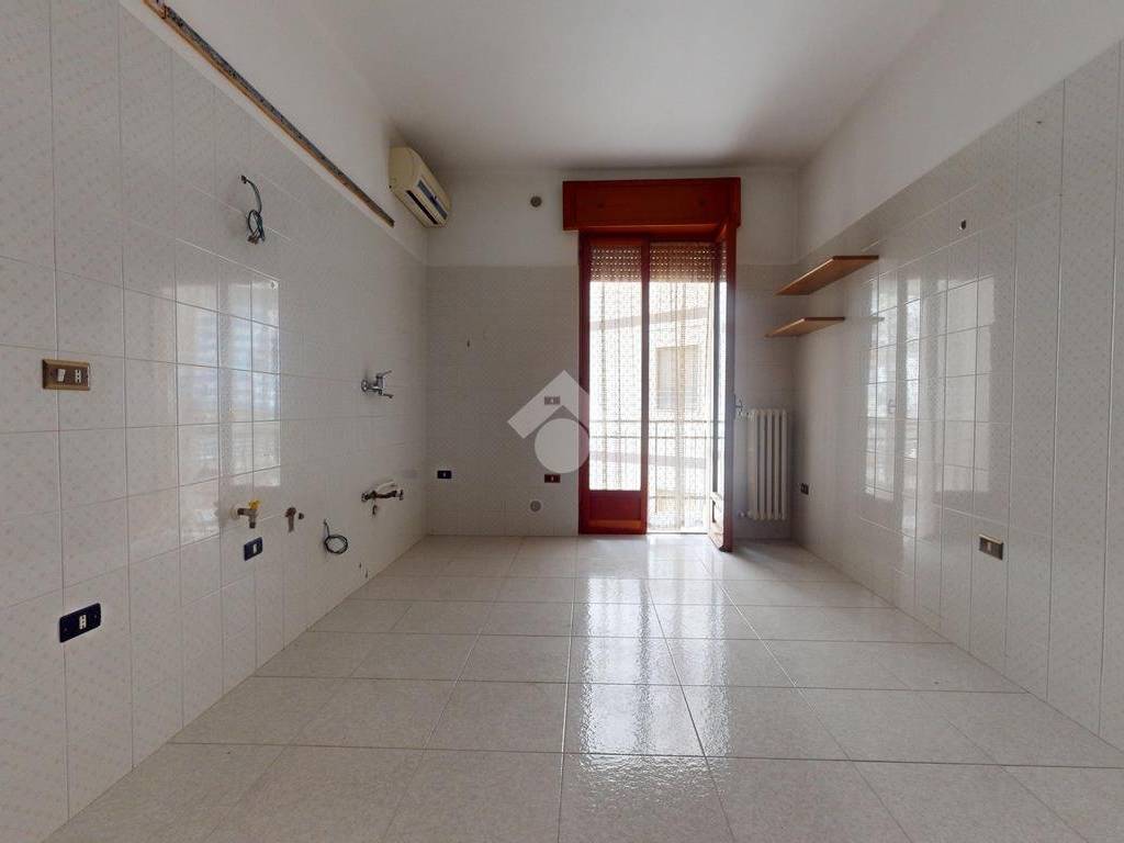 Appartamento a Francavilla fontana in via Capitano di Castri - Foto 2