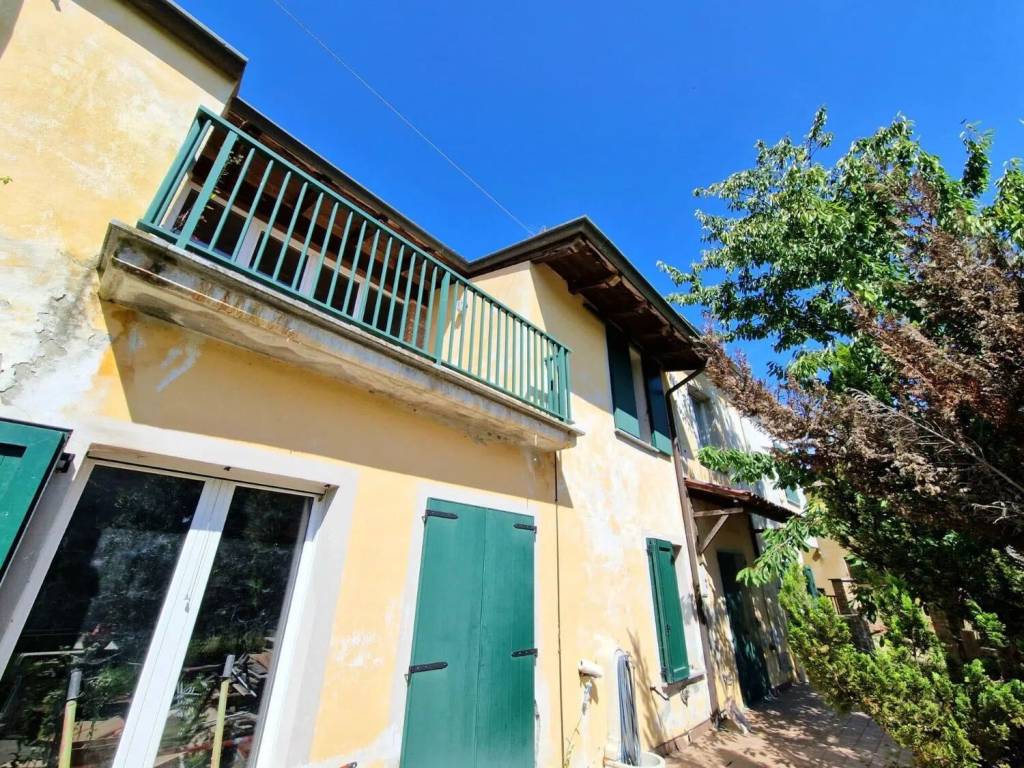 Villa a Casteggio in Via Torino, 170 - Foto 3