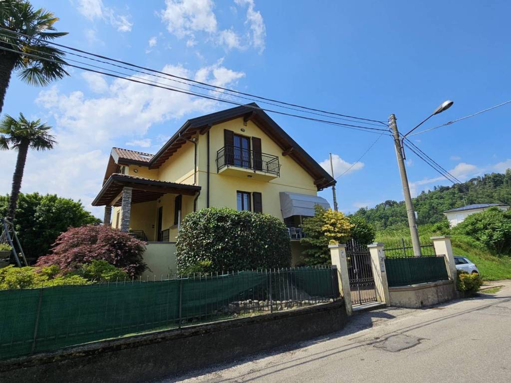 Villa a Sesto calende in Via Sant'Anna - Foto 3