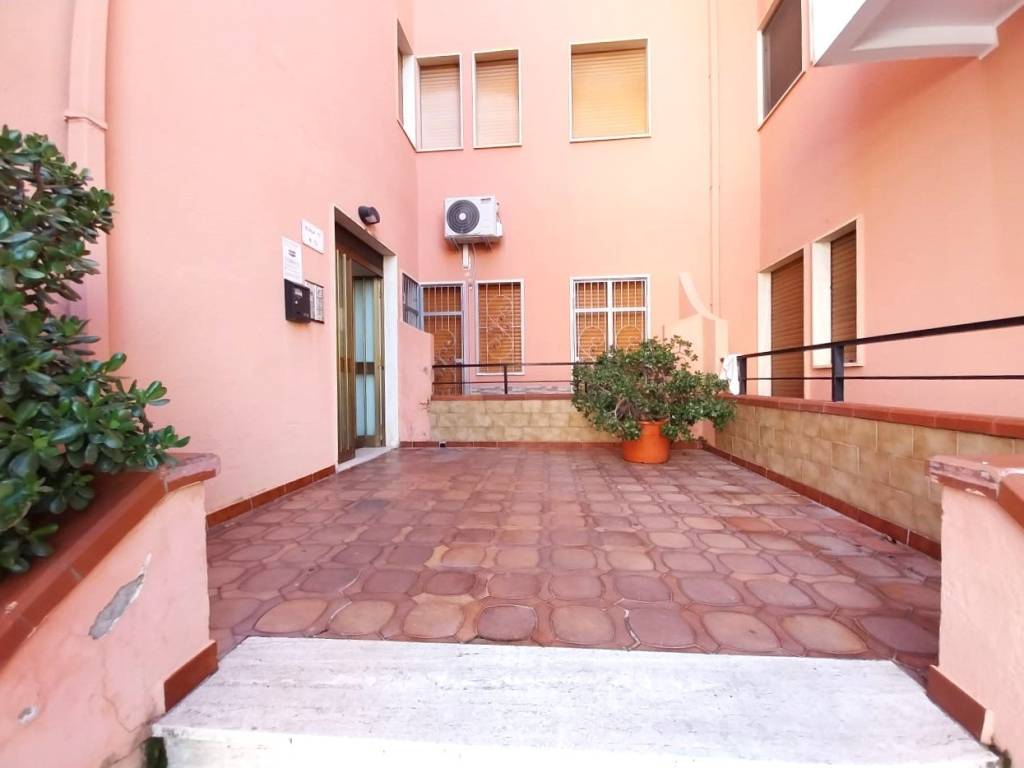 Appartamento a Scalea in Viale Michelangelo, 81 - Foto 3