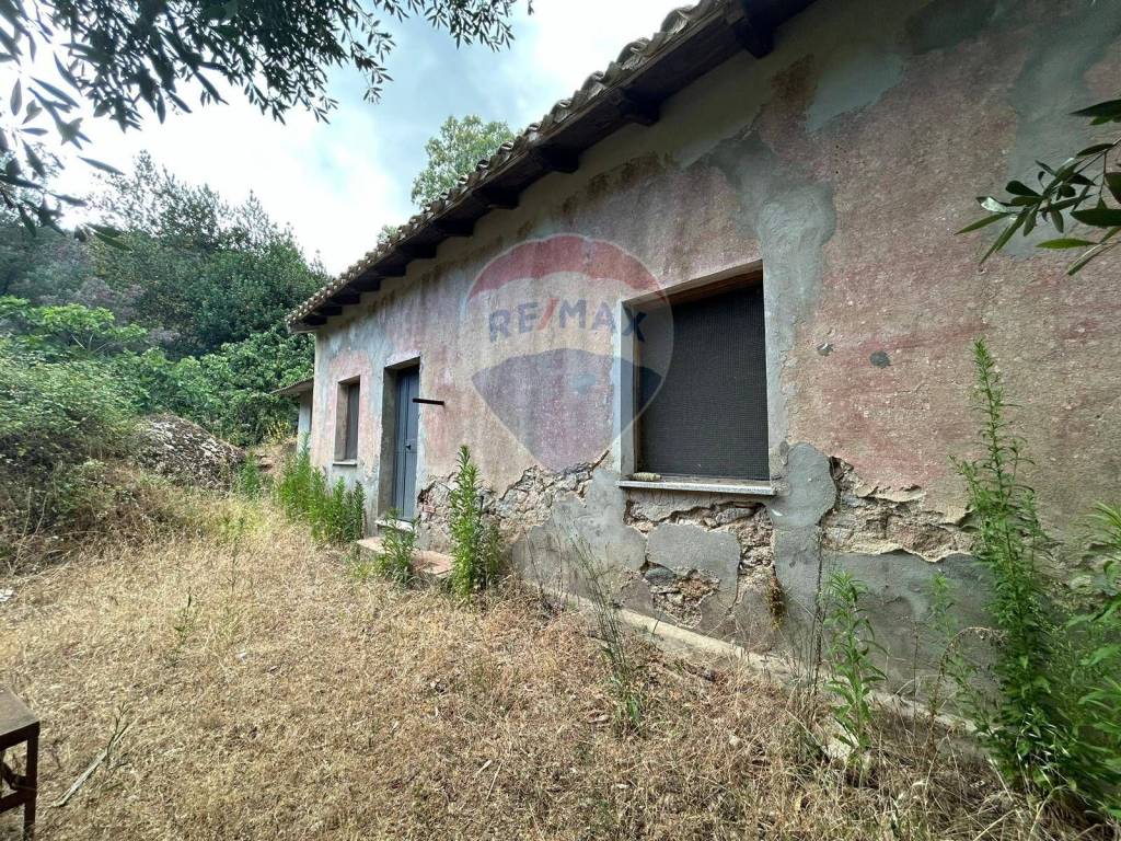 Rustico / casale a Sinnai in località monte cresia - Foto 3