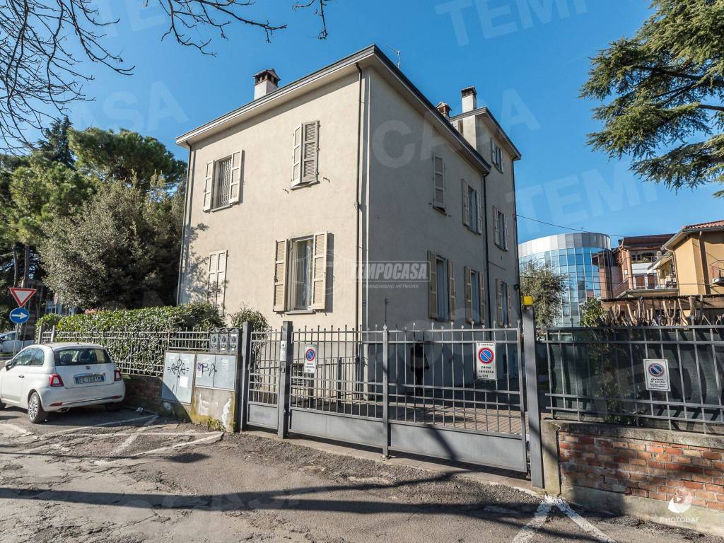 Casa indipendente a Faenza in Viale Alfredo Baccarini 90 - Foto 2