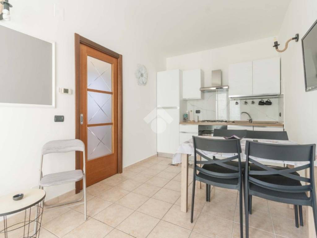 Appartamento a Roseto degli abruzzi in Via Nazionale - Foto 2