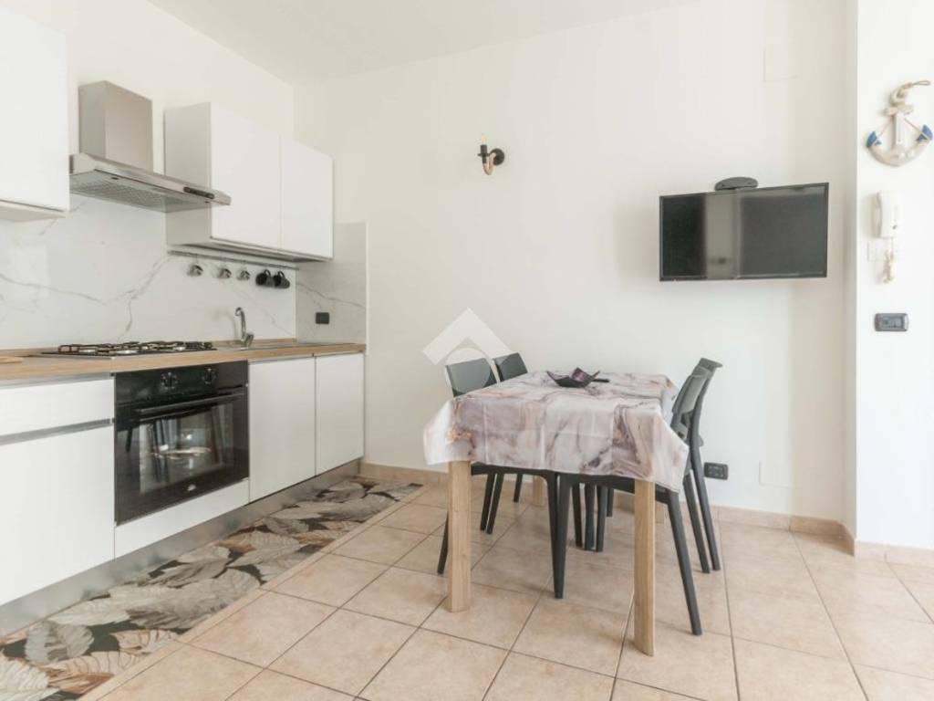 Appartamento a Roseto degli abruzzi in Via Nazionale - Foto 3