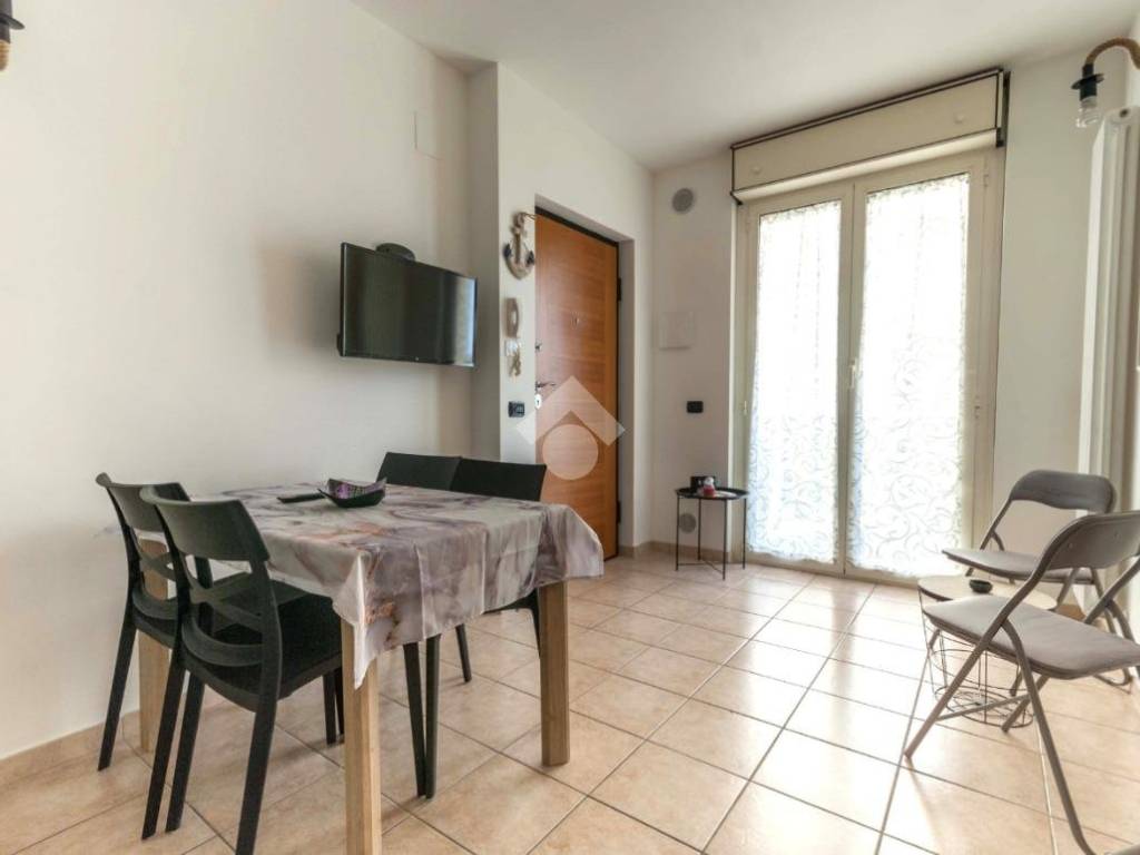 Appartamento a Roseto degli abruzzi in Via Nazionale - Foto 5