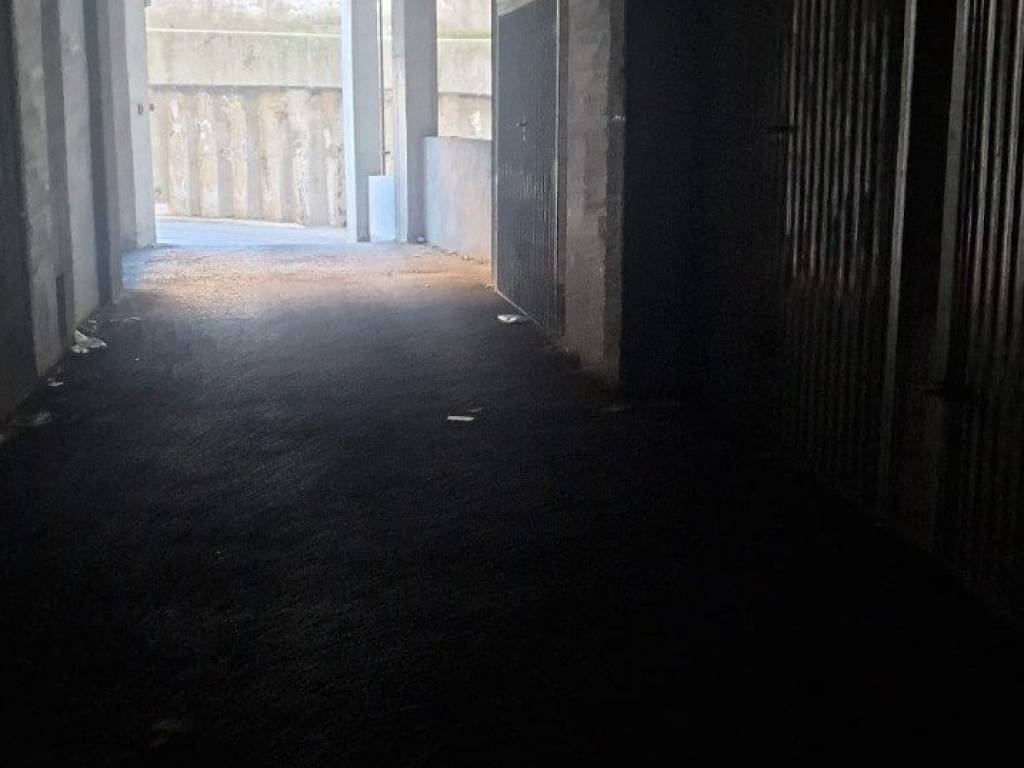 Box / garage a Roccapiemonte in Via Calvanese - Foto 3