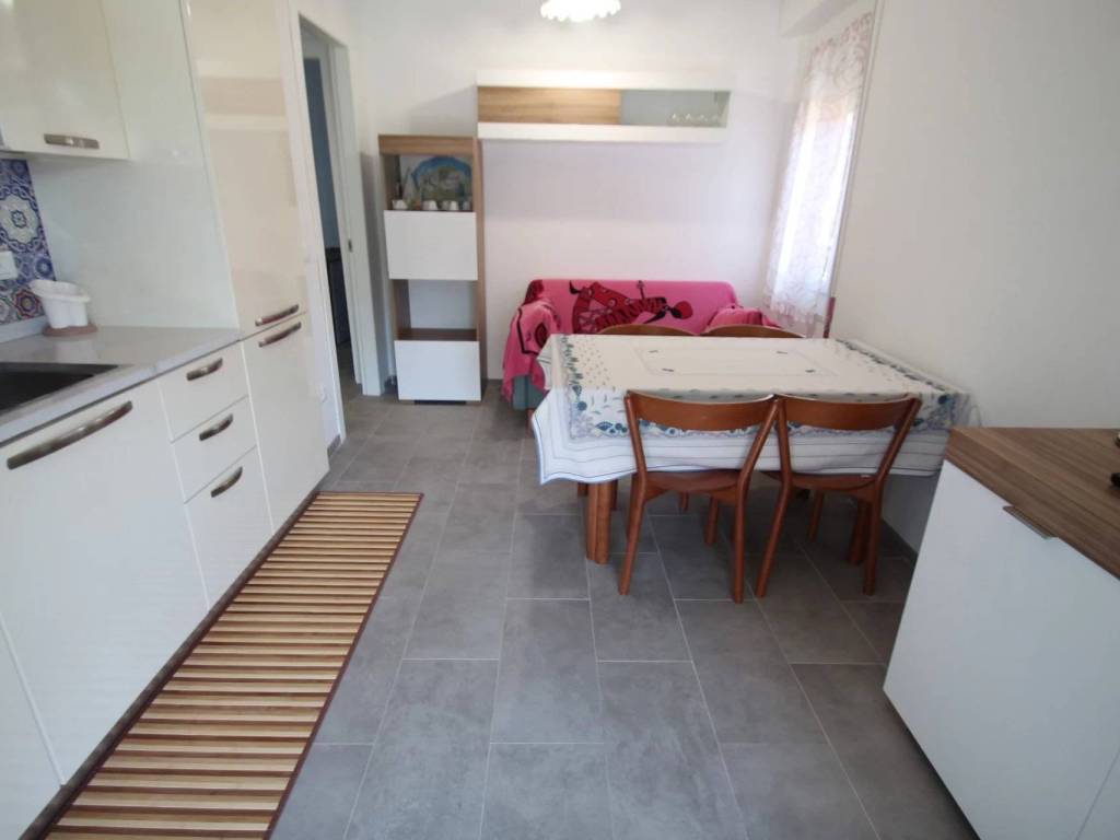 Appartamento a Borghetto santo spirito in Piazza Indipendenza 1. - Foto 3