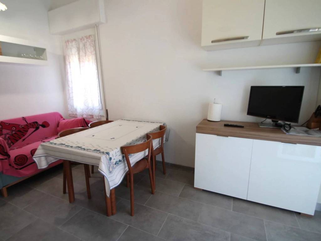 Appartamento a Borghetto santo spirito in Piazza Indipendenza 1. - Foto 4