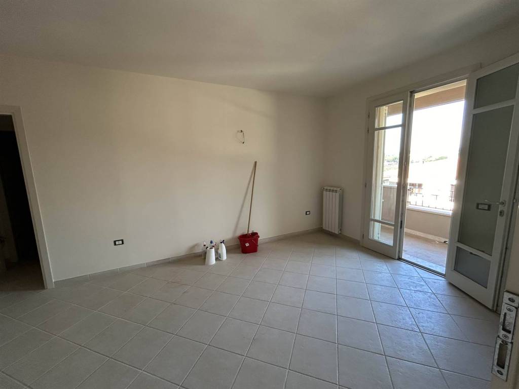 Appartamento a Rosignano marittimo in via pier Luigi Viola - Foto 3
