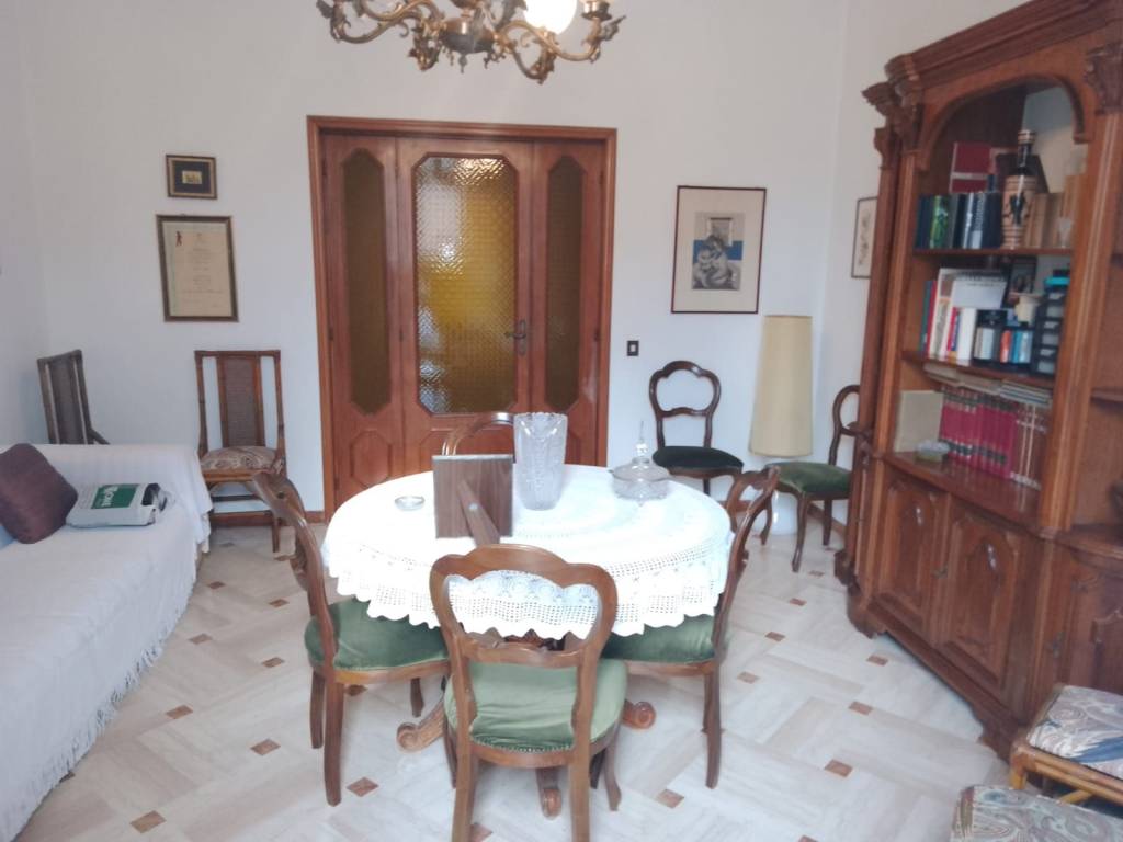 Appartamento a Taranto in Via Guglielmo Oberdan, 93 - Foto 3