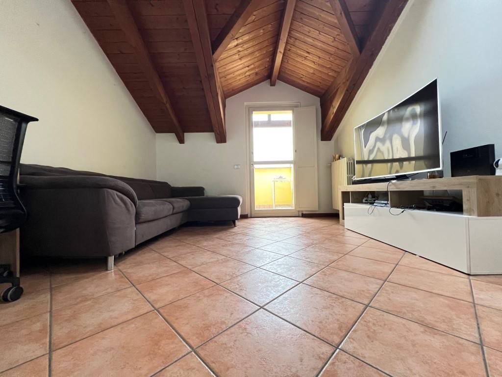 Appartamento a Comazzo in Via Roma - Foto 3