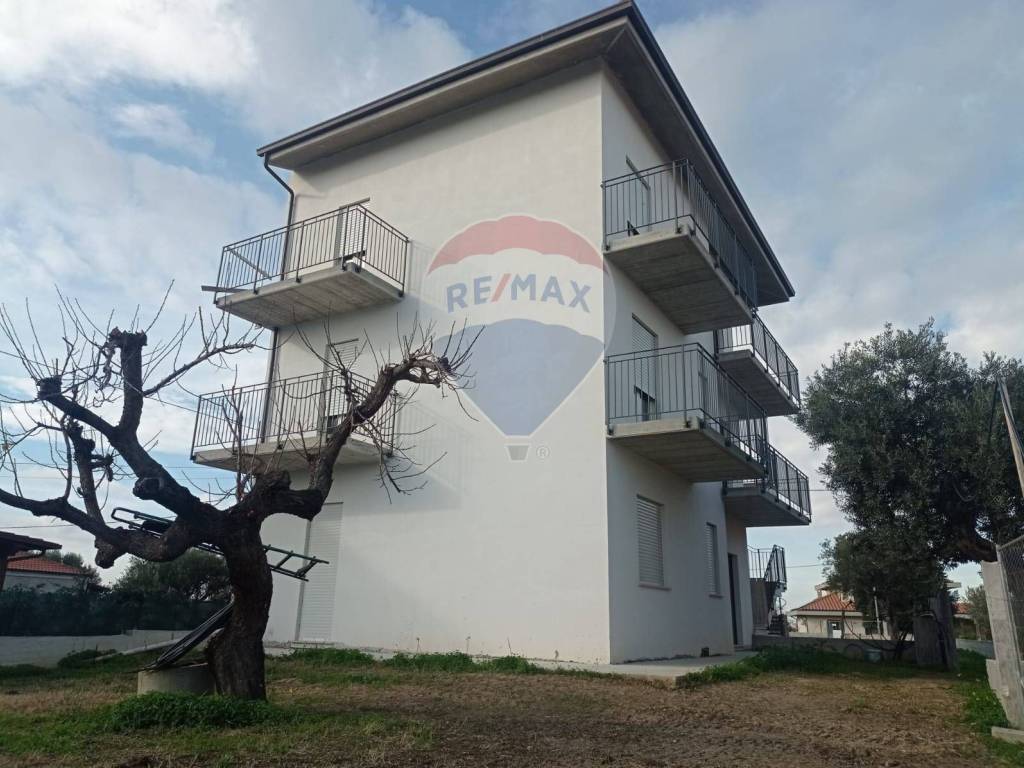 Appartamento a Ortona in Contrada Savini - Foto 3
