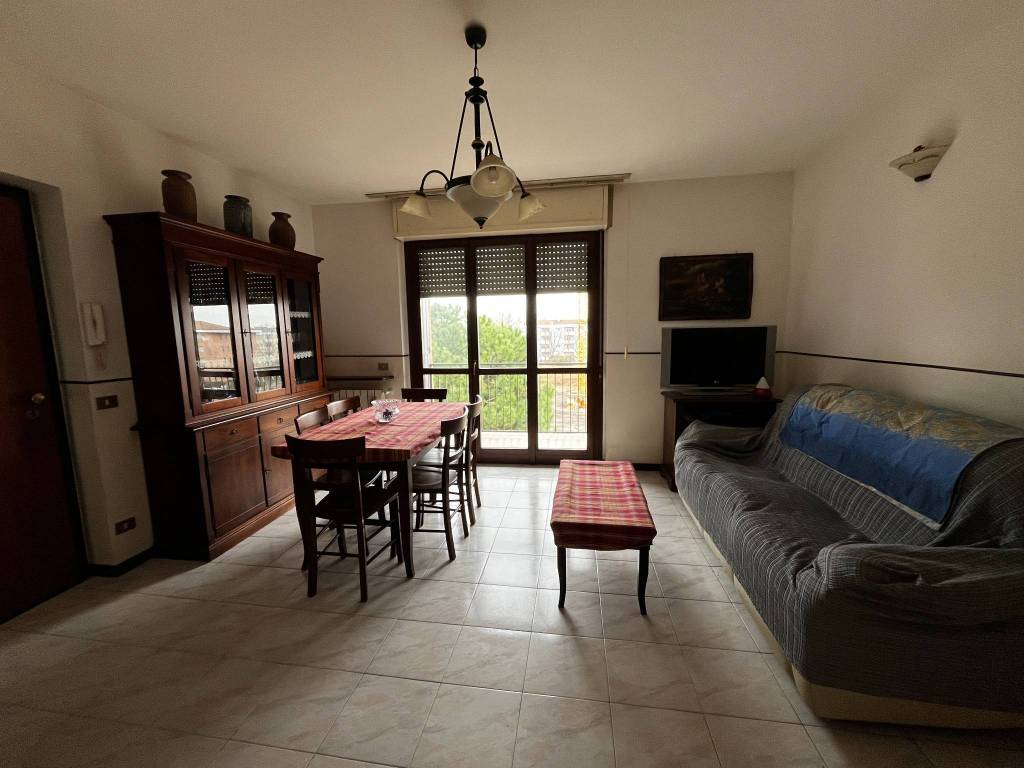 Appartamento a Novara in Via Italo Calvari, 21 - Foto 2