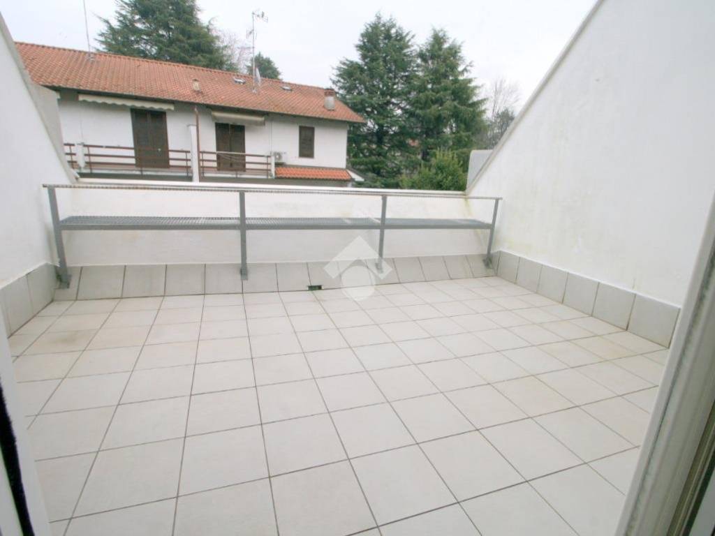 Villetta a schiera a Cassano magnago in Via D.Orione, 3 - Foto 5