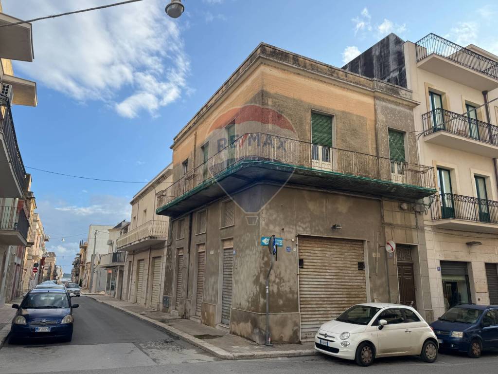 Casa indipendente a Pachino in CORSO NUNZIO COSTA, 46 - Foto 3